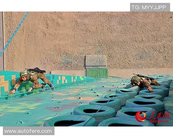 成都攀岩队战术解析：如何在比赛中发挥团队优势与个人能力