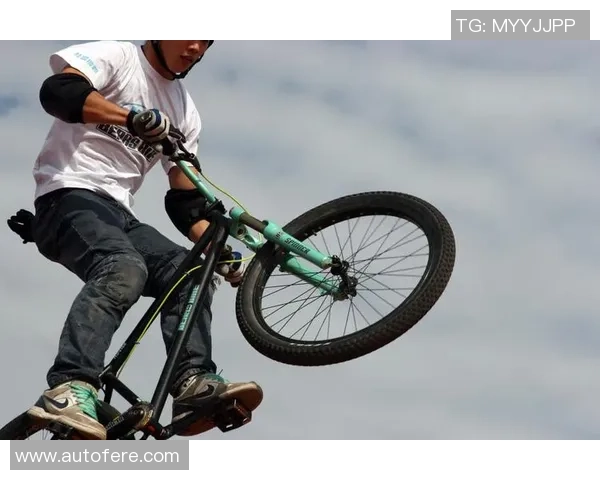 极限运动新视角:深入解析北京极限运动队的技术创新与发展 极限运动新视角:深入解析北京极限运动队的技术创新与发展