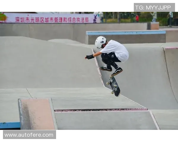 深圳滑板队在滑板精英赛中的技术表现分析与点评 深圳滑板队在滑板精英赛中的技术表现分析与点评